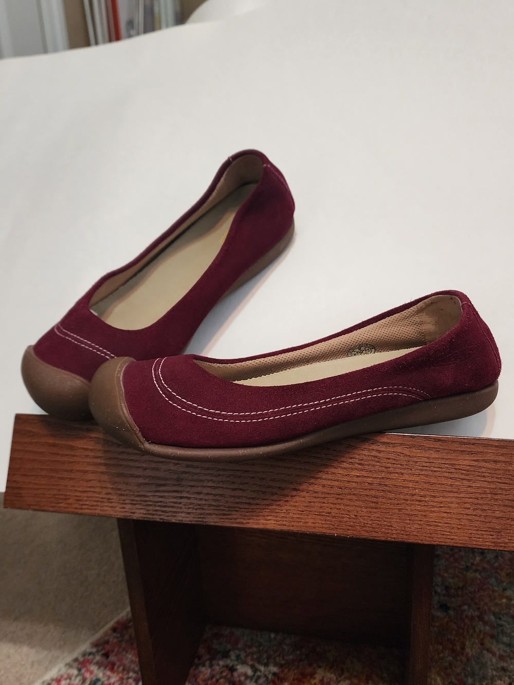 Keen Women’s Burgundy Suede Ballet Flat - Picture 3 of 5